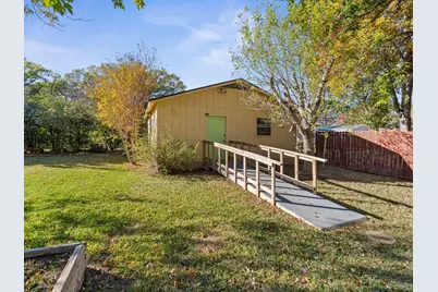 612 Bluebonnet, Fredericksburg, TX 78624 - Photo 28