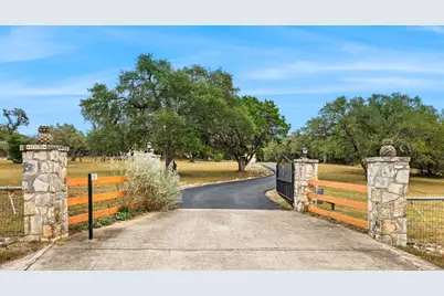 115 Sage Oaks Trl, Boerne, TX 78006 - Photo 2