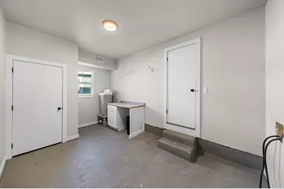309 W College St, Fredericksburg, TX 78624 - Photo 18