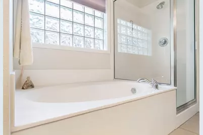 1702 Cherrywood Dr, Fredericksburg, TX 78624 - Photo 18