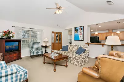 1702 Cherrywood Dr, Fredericksburg, TX 78624 - Photo 8