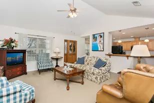 1702 Cherrywood Dr, Fredericksburg, TX 78624 - Photo 8