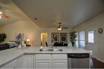 109 Coronado Dr, Kerrville, TX 78028 - Photo 16