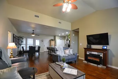 109 Coronado Dr, Kerrville, TX 78028 - Photo 4