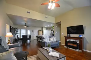 109 Coronado Dr, Kerrville, TX 78028 - Photo 4