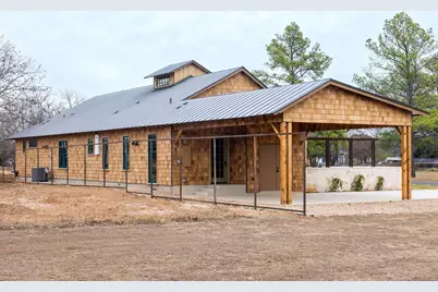 601 Whitney, Fredericksburg, TX 78624 - Photo 8