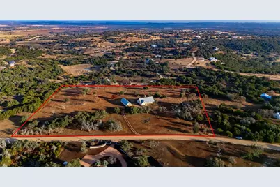 256 Royalview Dr, Fredericksburg, TX 78624 - Photo 42