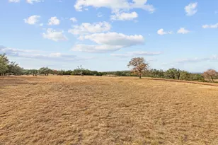 256 Royalview Dr, Fredericksburg, TX 78624 - Photo 34