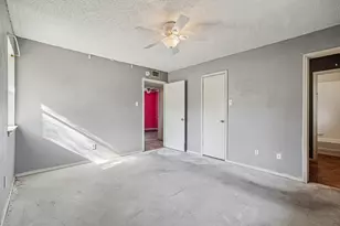 1601 Newton St, Kerrville, TX 78028 - Photo 16