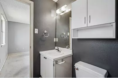 1601 Newton St, Kerrville, TX 78028 - Photo 12