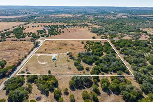 566 Rocky Rd, Hye, TX 78635 - Photo 26