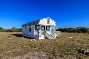 566 Rocky Rd, Hye, TX 78635 - Photo 16