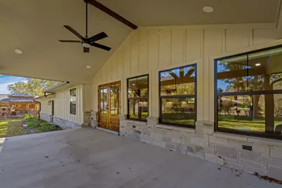 2404 W Commerce St, San Saba, TX 76869 - Photo 24