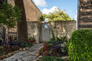 104 E Austin St, Fredericksburg, TX 78624 - Photo 16