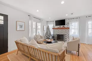 328 W Morse St, Fredericksburg, TX 78624 - Photo 4