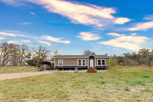 226 Outland Dr, Harper, TX 78631 - Photo 18