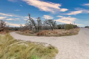 226 Outland Dr, Harper, TX 78631 - Photo 28