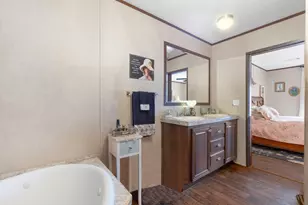 226 Outland Dr, Harper, TX 78631 - Photo 12