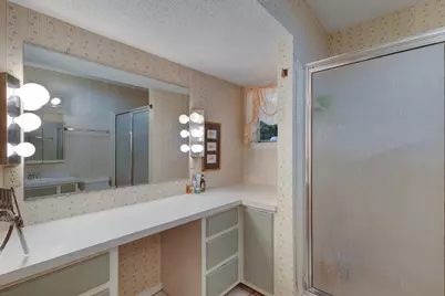 308 Tanglewood Dr, Fredericksburg, TX 78624 - Photo 12