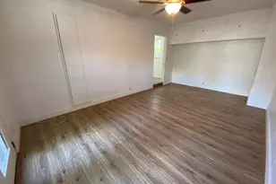 706 N Lincoln, Fredericksburg, TX 78624 - Photo 8