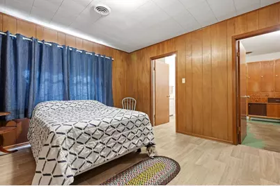 303 Walnut St, Fredericksburg, TX 78624 - Photo 22