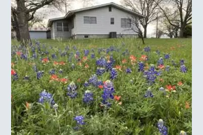 303 Walnut St, Fredericksburg, TX 78624 - Photo 30