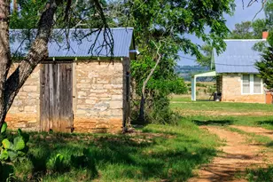 199 Lexington Dr, Fredericksburg, TX 78624 - Photo 6