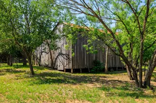 199 Lexington Dr, Fredericksburg, TX 78624 - Photo 14