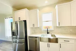 706 Cirrus Ln, Fredericksburg, TX 78624 - Photo 6