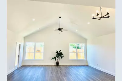 706 Cirrus Lane, Fredericksburg, TX 78624 - Photo 2