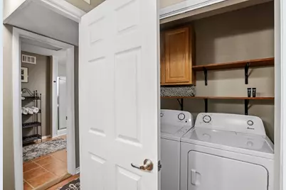 812 W Austin St, Fredericksburg, TX 78624 - Photo 24