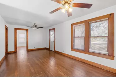 1007 N Llano St, Fredericksburg, TX 78624 - Photo 18