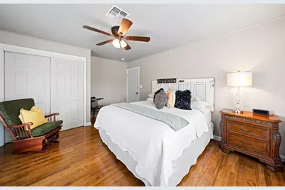 803 Poplar, Fredericksburg, TX 78624 - Photo 12