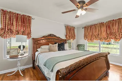 803 Poplar, Fredericksburg, TX 78624 - Photo 14