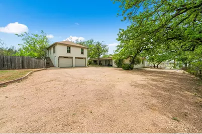 803 Poplar, Fredericksburg, TX 78624 - Photo 28