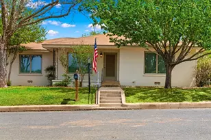 803 Poplar, Fredericksburg, TX 78624 - Photo 2