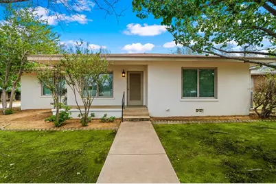 803 Poplar, Fredericksburg, TX 78624 - Photo 1