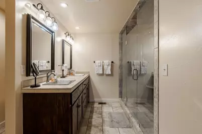 514 W Austin St, Fredericksburg, TX 78624 - Photo 42