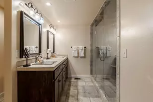 514 W Austin St, Fredericksburg, TX 78624 - Photo 28