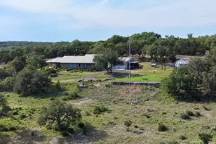 1292 Upper Turtle Creek Rd, Kerrville, TX 78028 - Photo 4