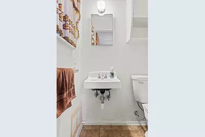 805 N Edison St, Fredericksburg, TX 78624 - Photo 10