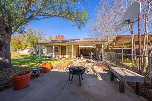 106 Seamoor, Fredericksburg, TX 78624 - Photo 20