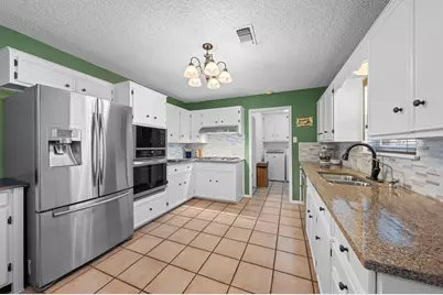 106 Seamoor, Fredericksburg, TX 78624 - Photo 8