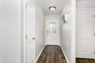 211 Green Oaks Loop, Fredericksburg, TX 78624 - Photo 16