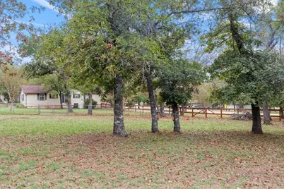 33 Oak Haven Rd, Fredericksburg, TX 78624 - Photo 48