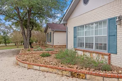 33 Oak Haven Rd, Fredericksburg, TX 78624 - Photo 8