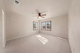 318 W Hackberry St, Fredericksburg, TX 78624 - Photo 18