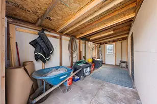 318 W Hackberry St, Fredericksburg, TX 78624 - Photo 24