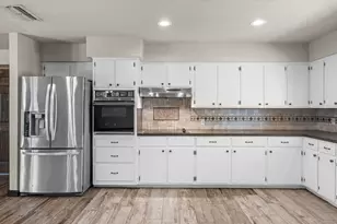 104 Westwood Ln, Kerrville, TX 78028 - Photo 12