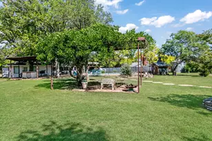 702 S Eagle St, Fredericksburg, TX 78624 - Photo 52
